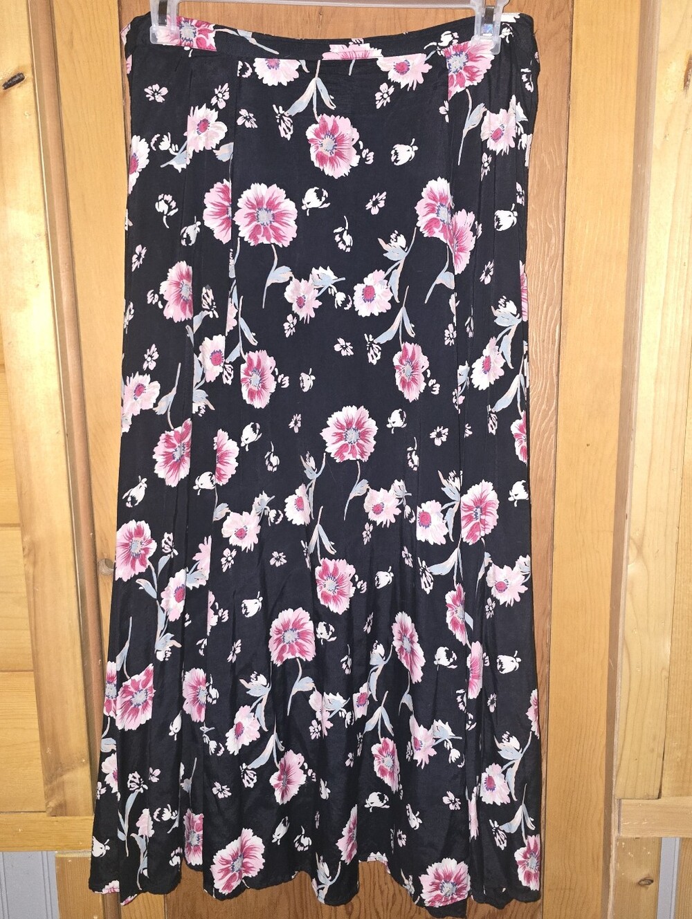 Hillard & hansin 1X rayon floral maxi skirt